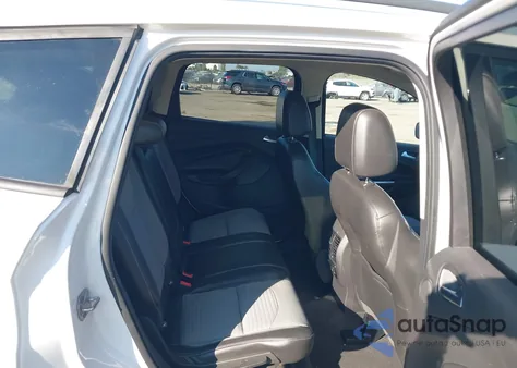 2017 Ford Escape Titanium z USA, uszkodzony, nr VIN 1FMCU0J90HUB29788